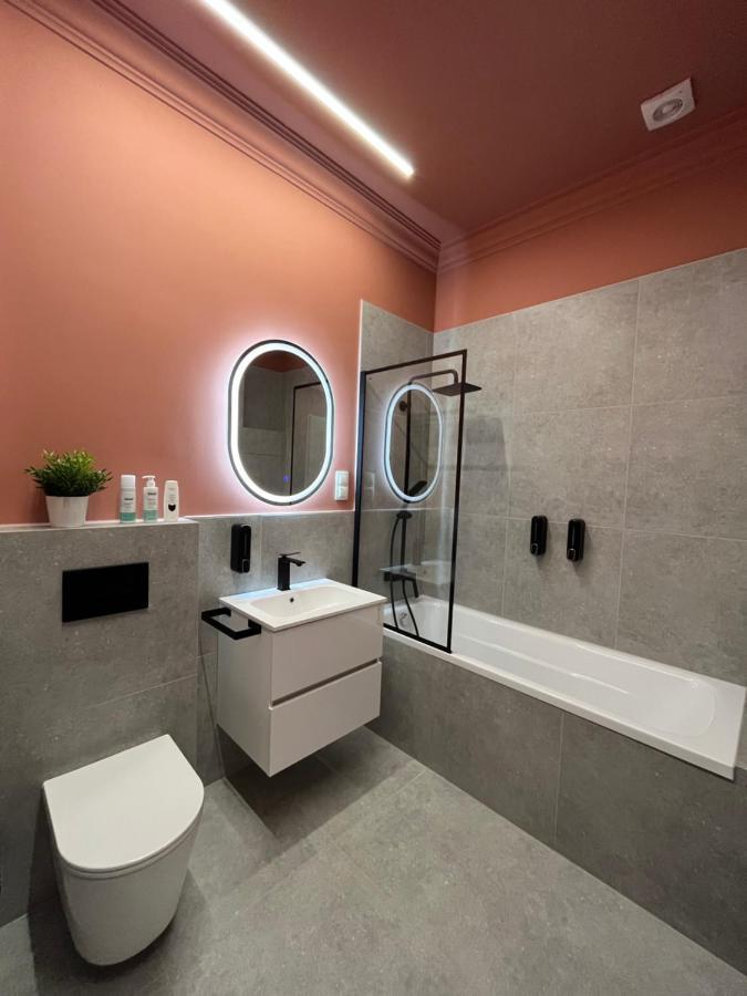 Central Gallery Apartment Debrecen Dış mekan fotoğraf