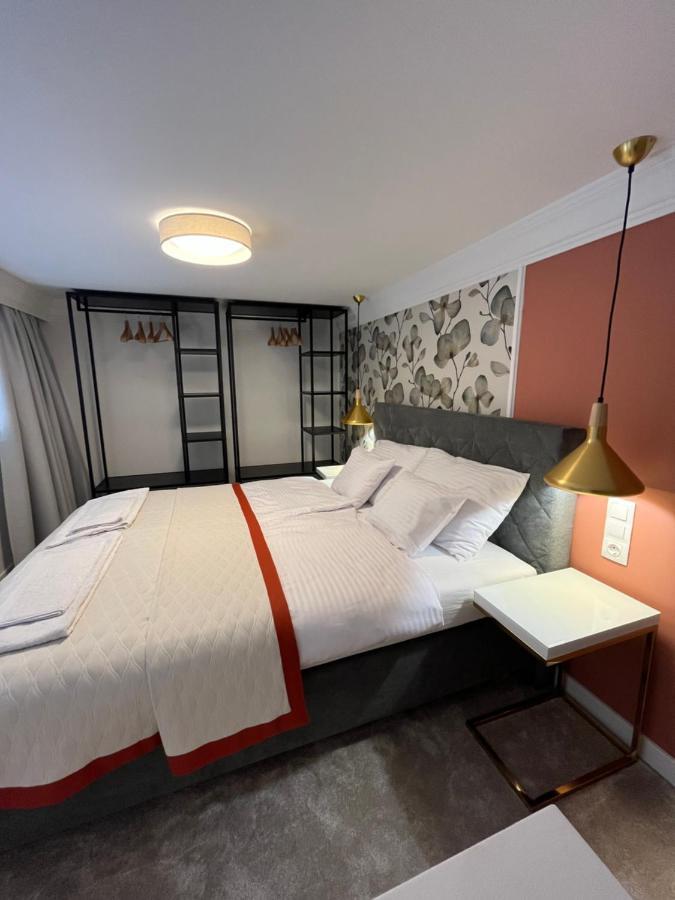 Central Gallery Apartment Debrecen Dış mekan fotoğraf
