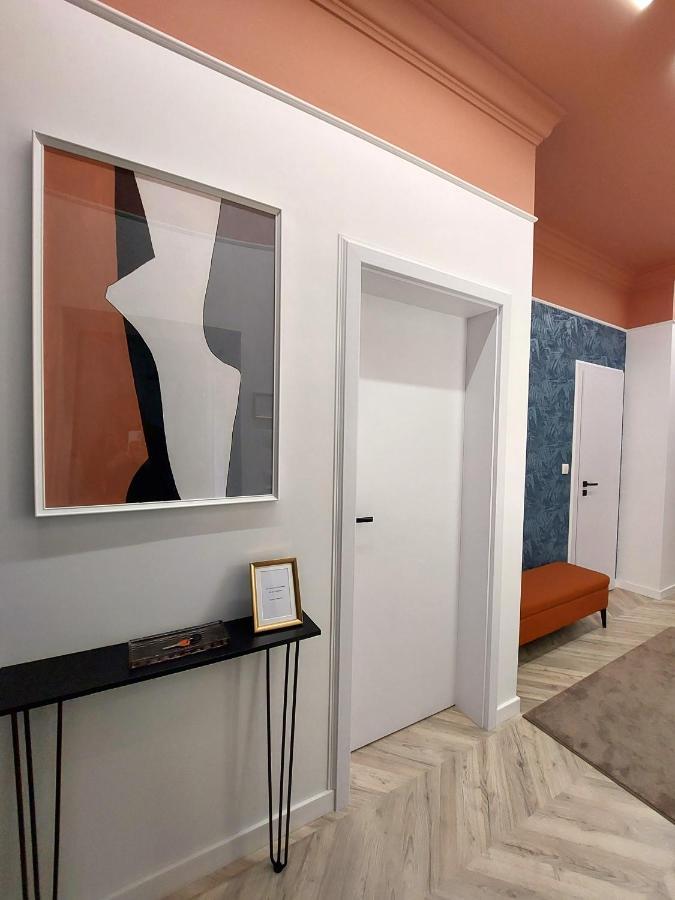 Central Gallery Apartment Debrecen Dış mekan fotoğraf